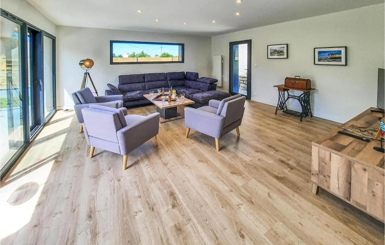 Tatil Evi 5 Bedroom Stunning Home In Kerlouan